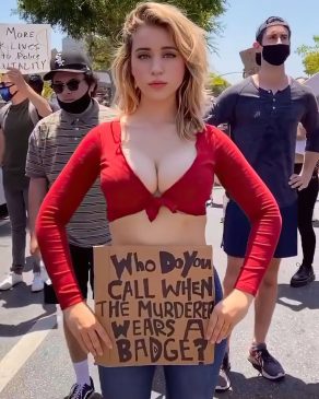 Caylee Cowan – Big Boobs in Sexy Cleavage Out in Los Angeles