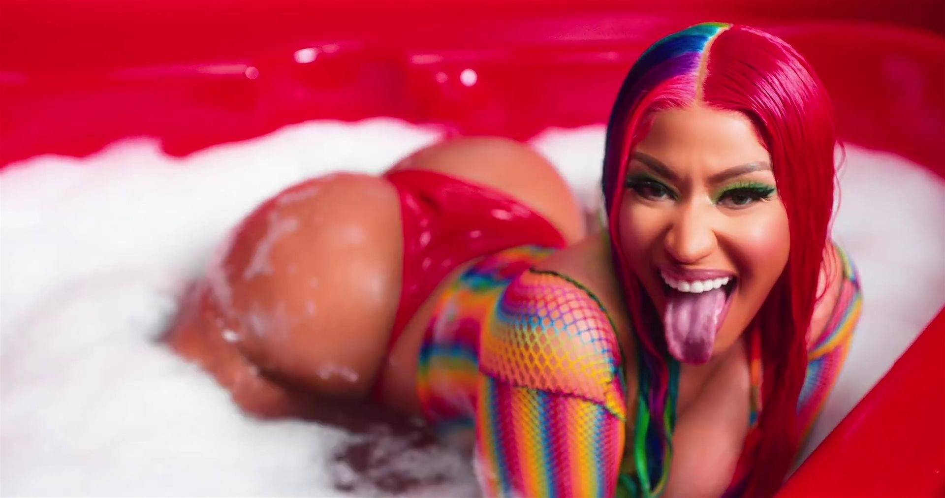 Nicki Minaj – Huge Sexy Boobs And Ass In “trollz” Music Video 0021