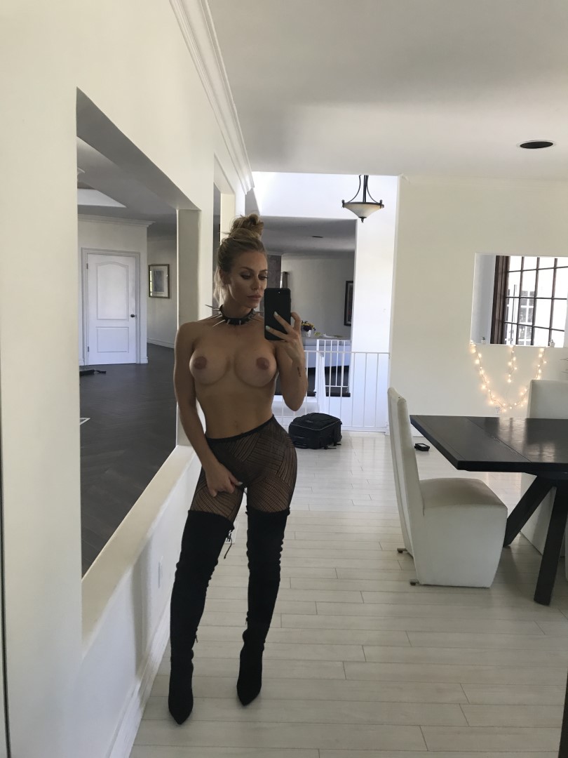 Nicole Aniston Nude Leaked (3 Videos + 166 Photos) 66