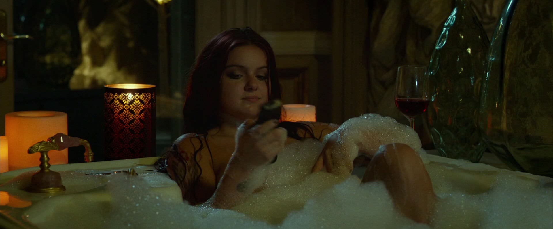Ariel Winter Nude And Sex Tape Video 0040