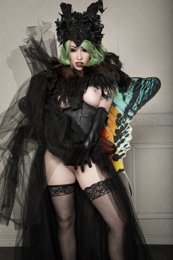 Vivid Vivka Nude Queen Of Moths Cosplay 0007.