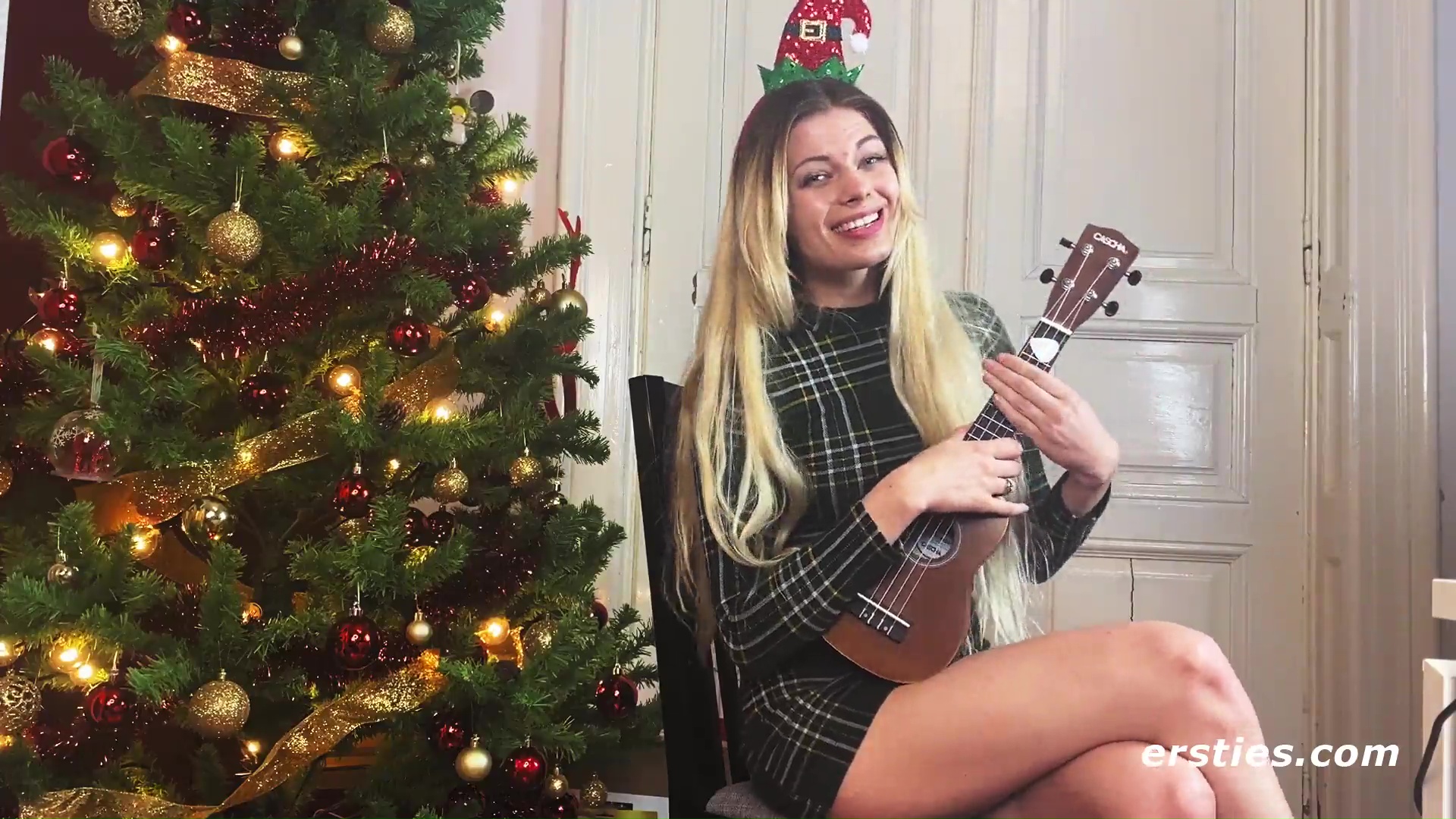 Ersties Sexy Xmas Calendar #12 Sophie S