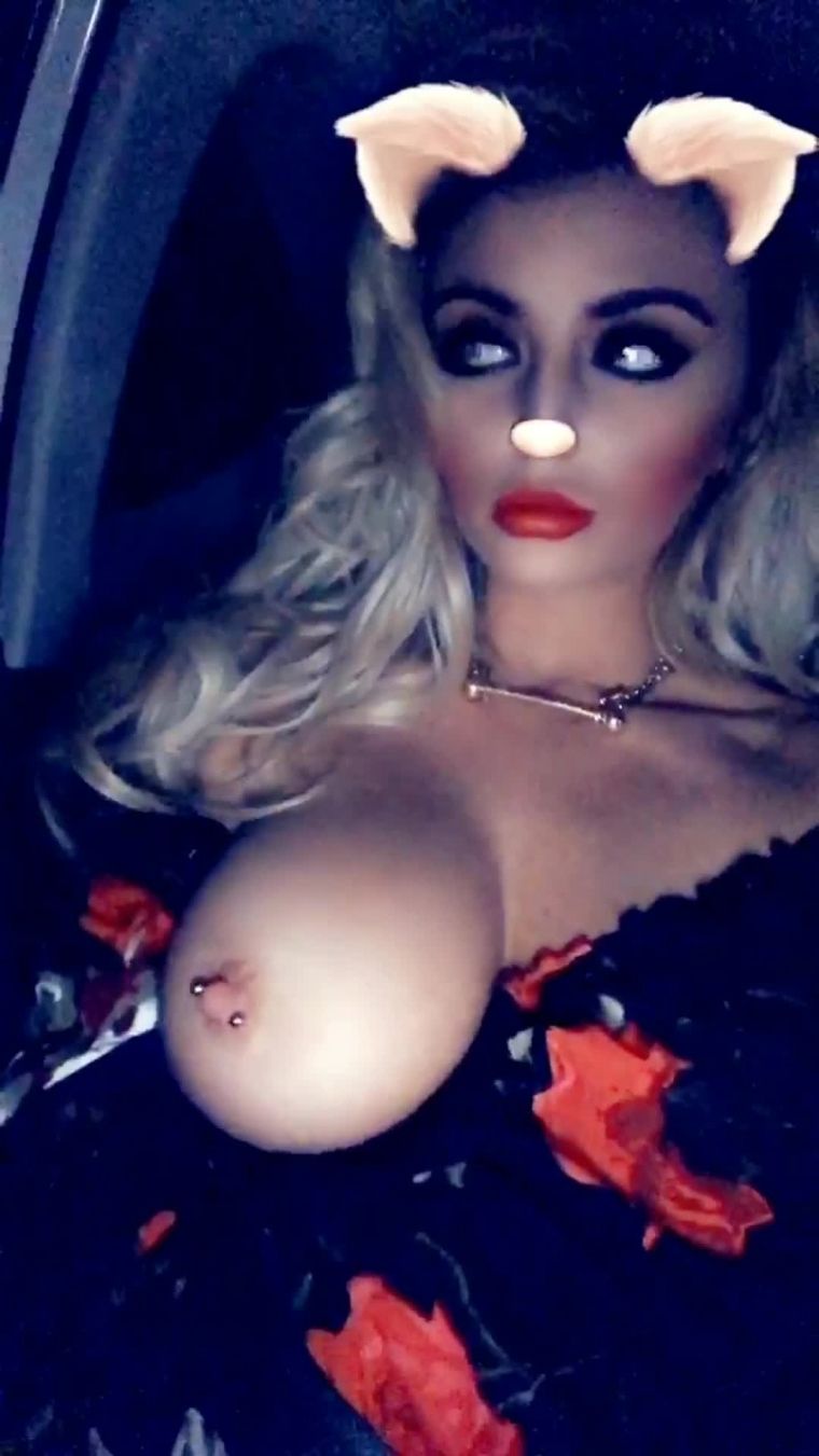Scarlet Bouvier Nude Photos Onlyfans 0072