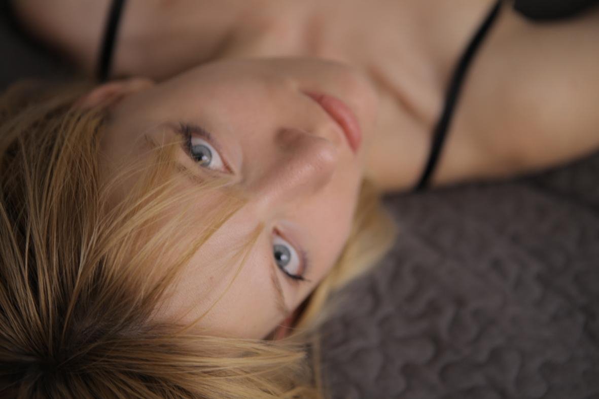 Ersties.com Edda Desires To Be Your Sex Slave