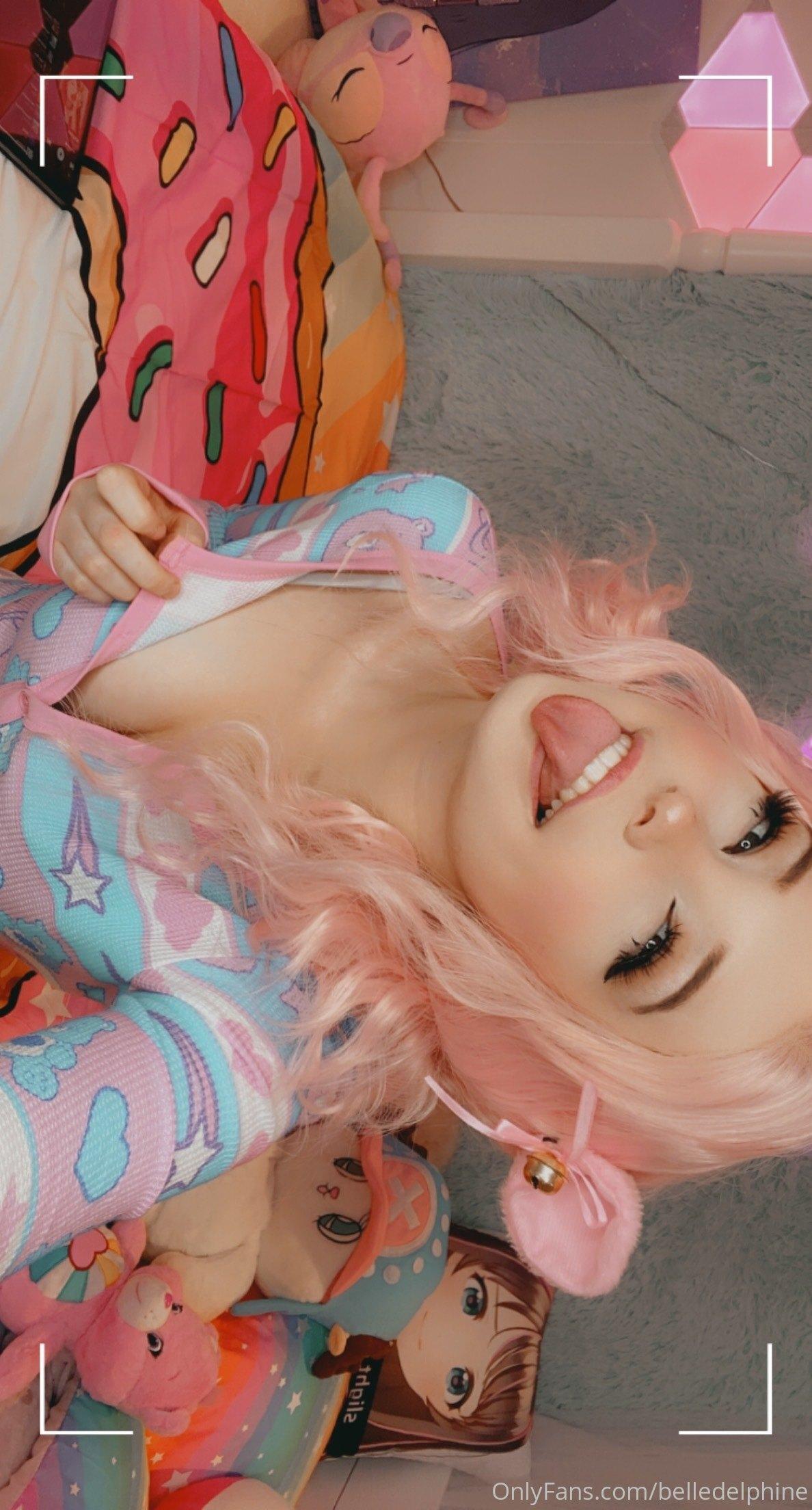 Belle Delphine Nude Leaked (2 Videos + 122 Photos) 182