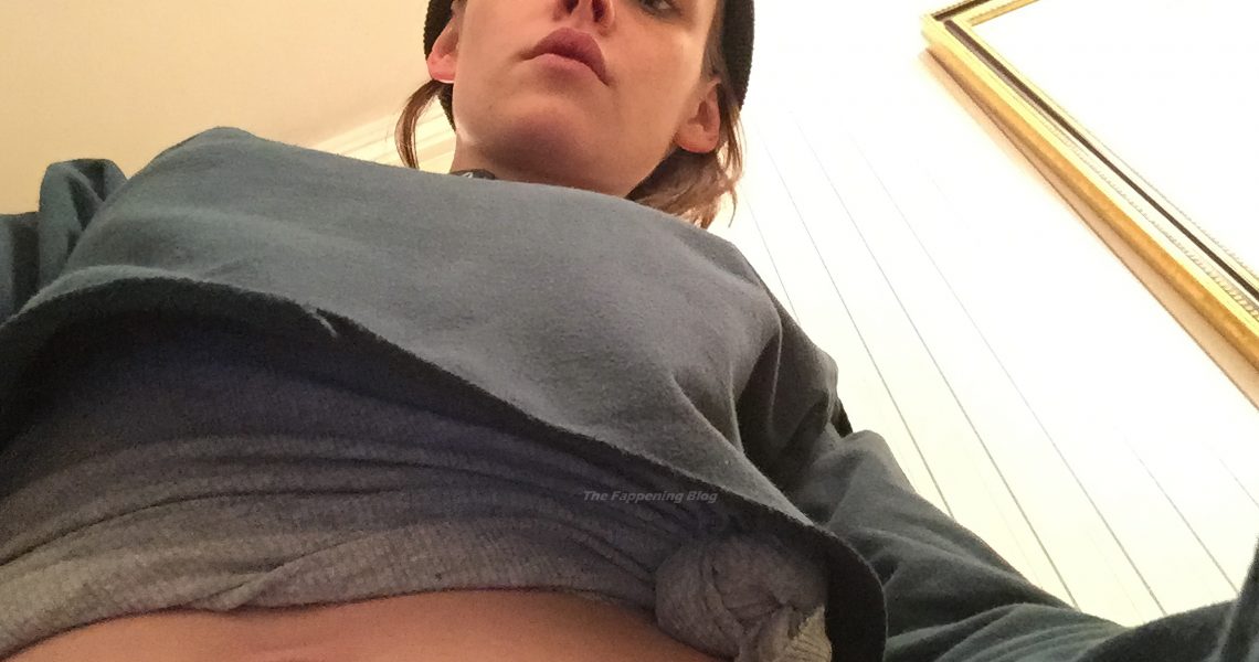 Kristen Stewart Leaked The Fappening 0001