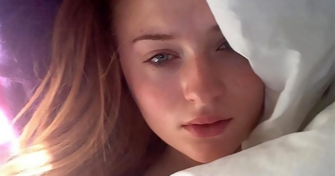 Sophie Turner Nude & Sexy 0050