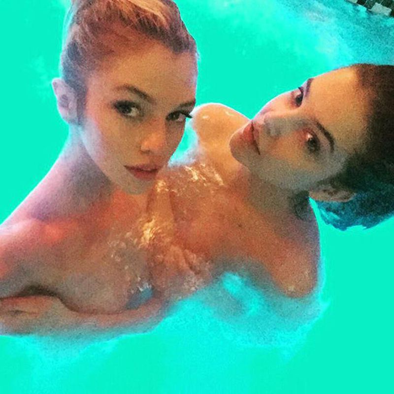 Stella Maxwell Nude Leaked Naked (12)