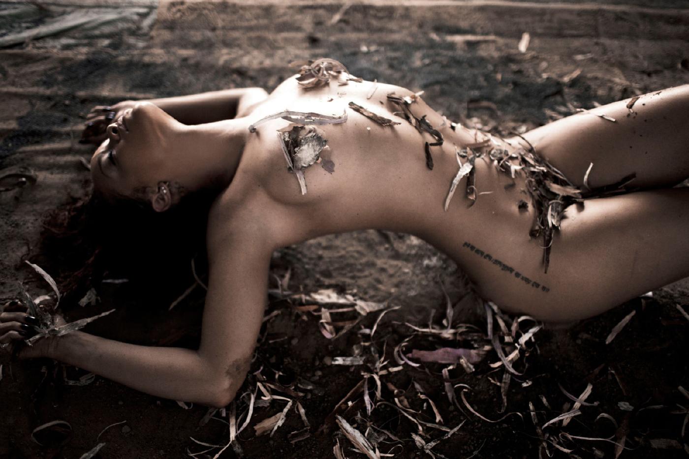 Rihanna Nude Beach Photoshoot Set Leaked 0008