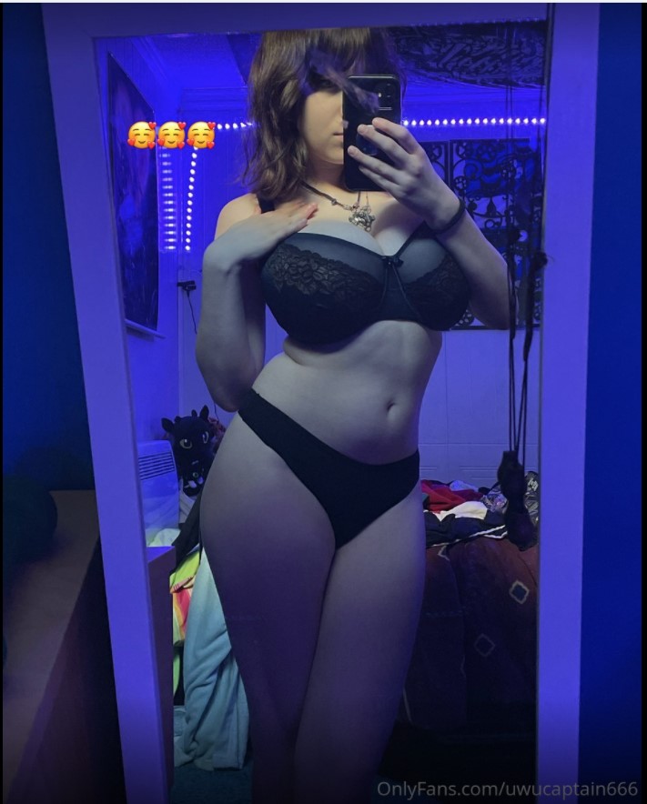 Lady Ship, Uwucaptain666, Onlyfans 0038