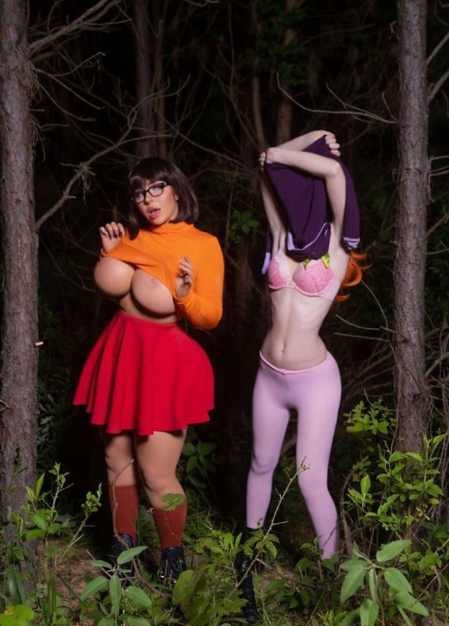 Bishoujomom Nude Velma Daphne Cosplay Fansly Set Leaked 0030