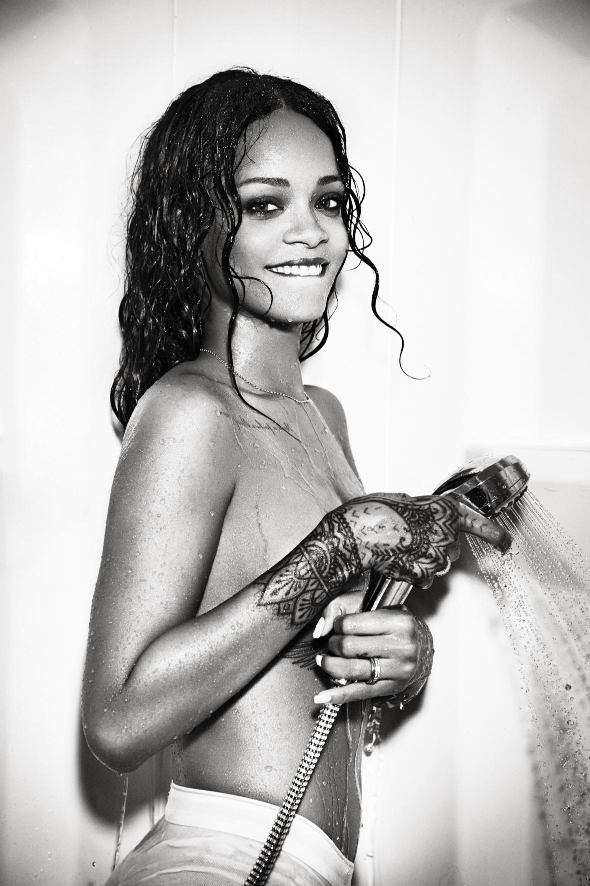 Rihanna Nude Topless Shower Photoshoot Set Leaked 0006