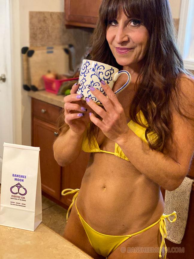 Banshee Moon Nude Bikini Coffee Onlyfans Set Leaked 0002