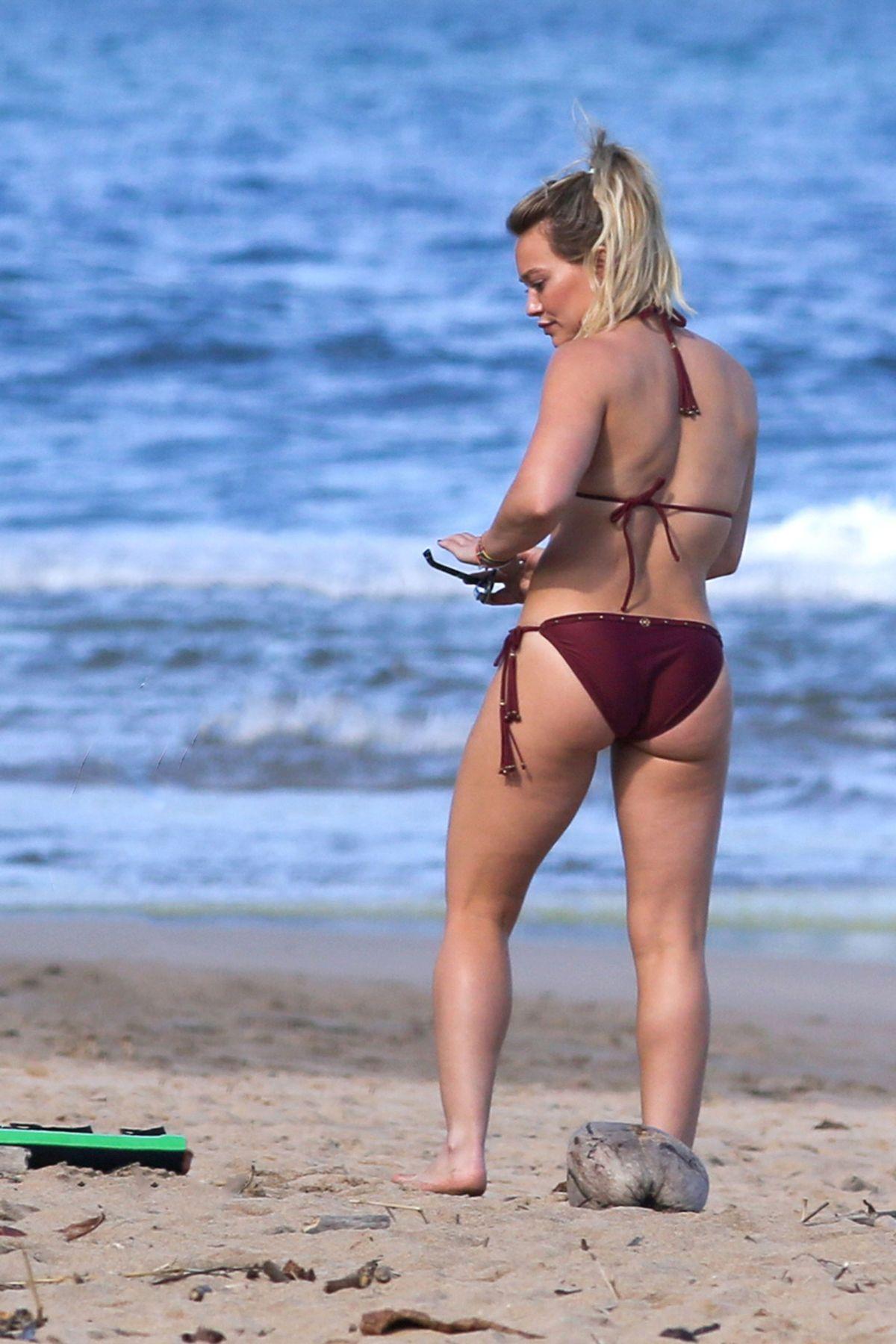 Hilary Duff Bikini Beach Candid Set Leaked 0006