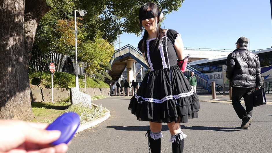 Japan Hdv With Yui Kyouno In Newcomer Yui Kyouno Has A Fun Day In The Van Giving Handjobs To Men