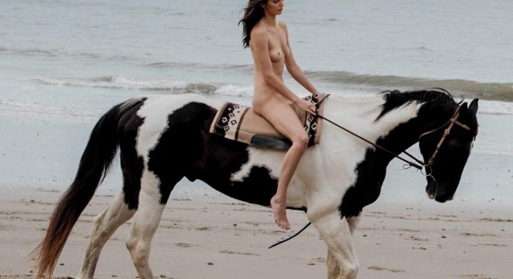 Kendall Jenner Nude Horse Riding Set Leaked Aeeefa