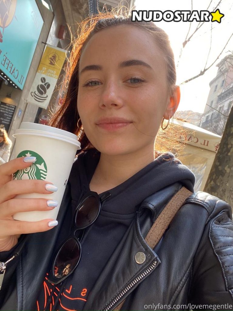 Anna – Arilaviee OnlyFans Leaks (41 Photos) TheSexTube