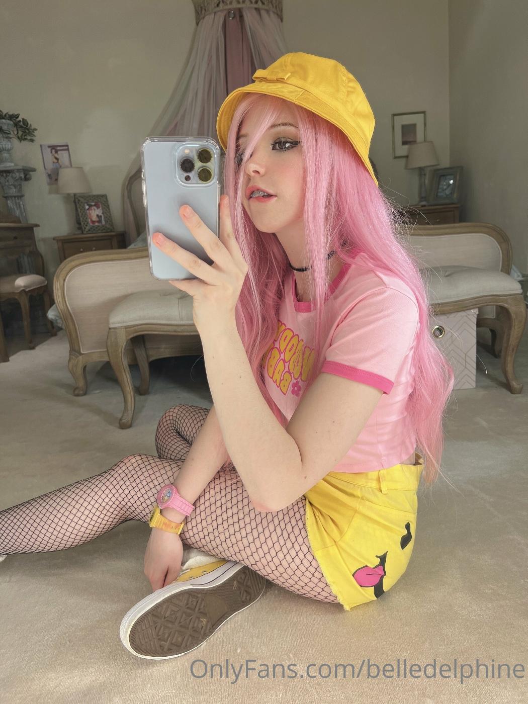 Belle Delphine Yellow Hat Full Onlyfans Set Leaked Ropwpf