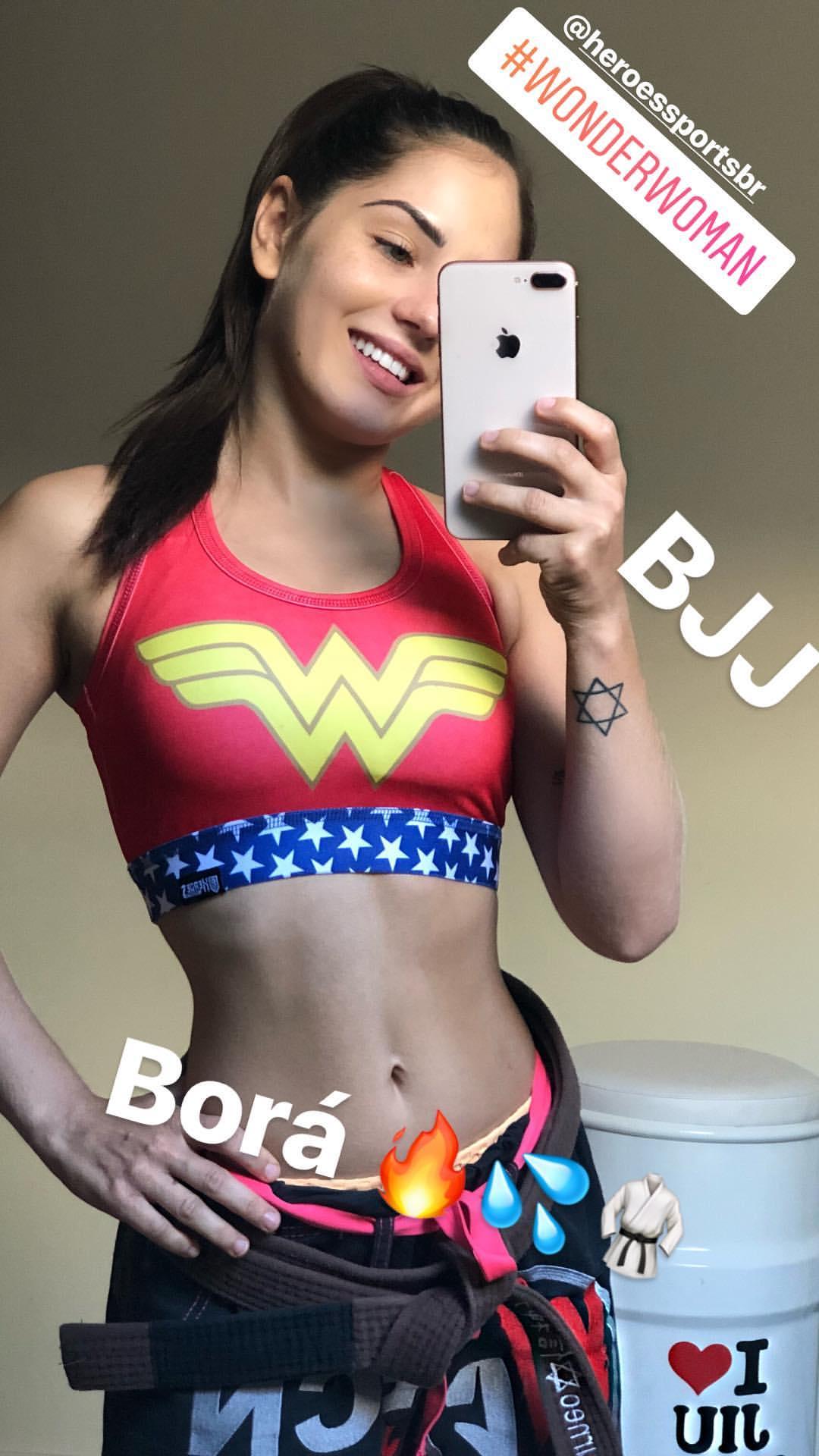 Giovanna Eburneo Wonder Woman Modeling Set Leaked 0001