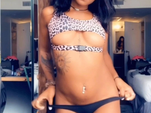 Kayyybear Sexy Lingerie Tease Onlyfans Video Leaked