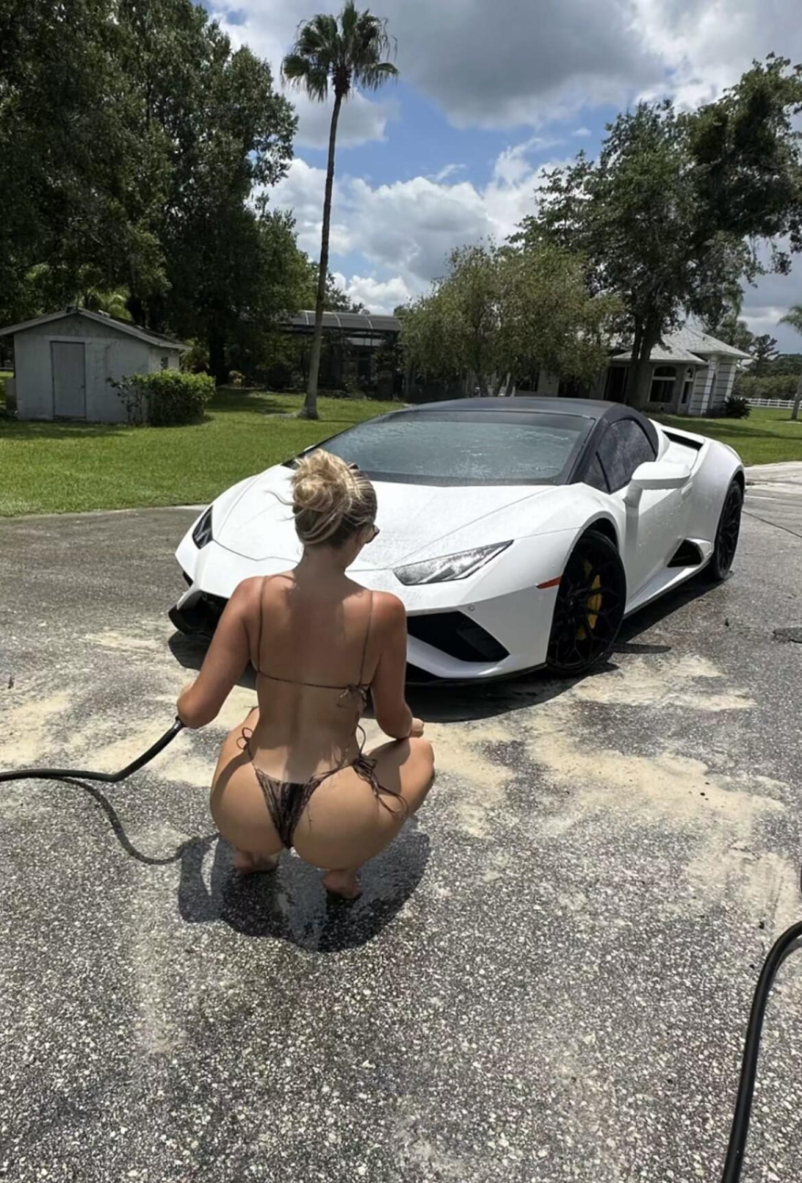 Corinna Kopf Wet Bikini Car Wash Onlyfans Set Leaked 0002