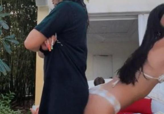 Charli Damelio Avani Gregg Bikini Twerk Video Leaked Cvkzgl