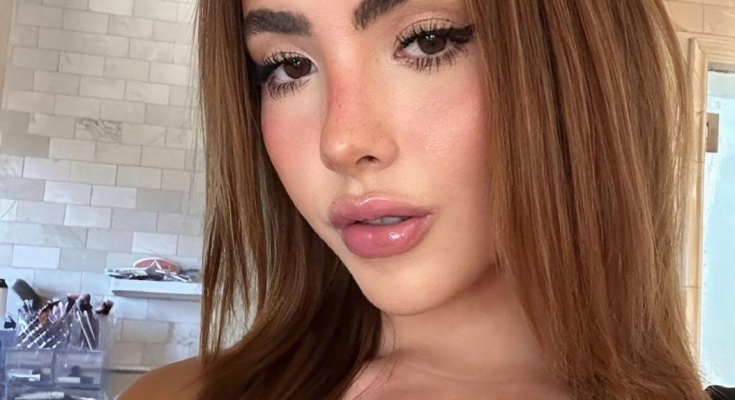 Andrea Botez Face Close Up Selfies Set Leaked Zgrjoo